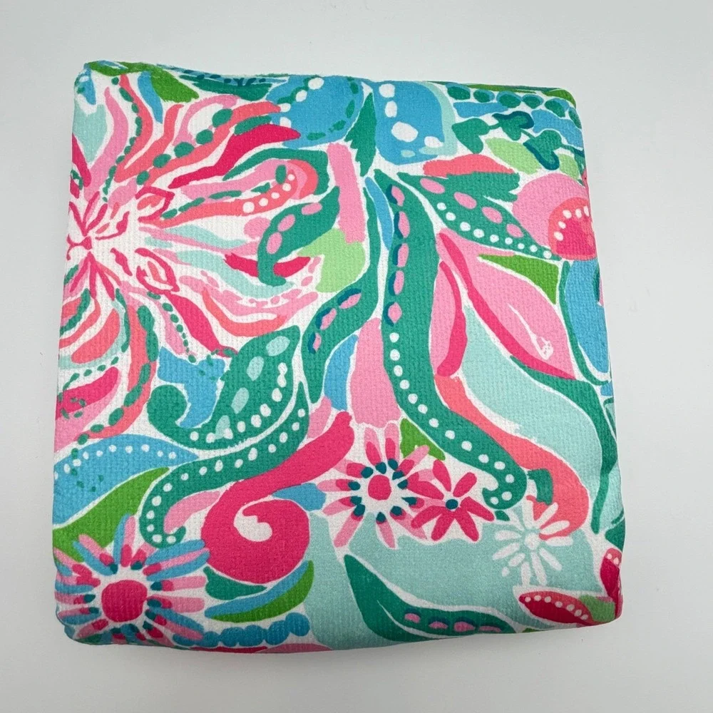 Lilly Pulitzer lounge towel